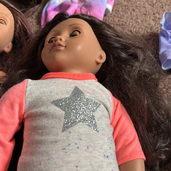 American girl dolls with some clothes and shoes and other items. - Picture 8 of 9